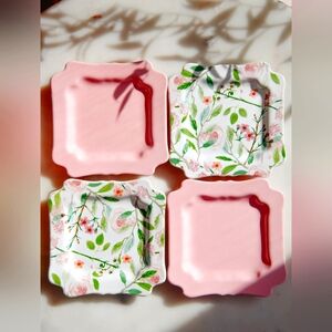 NIB Sweet Laurel Dessert Plates